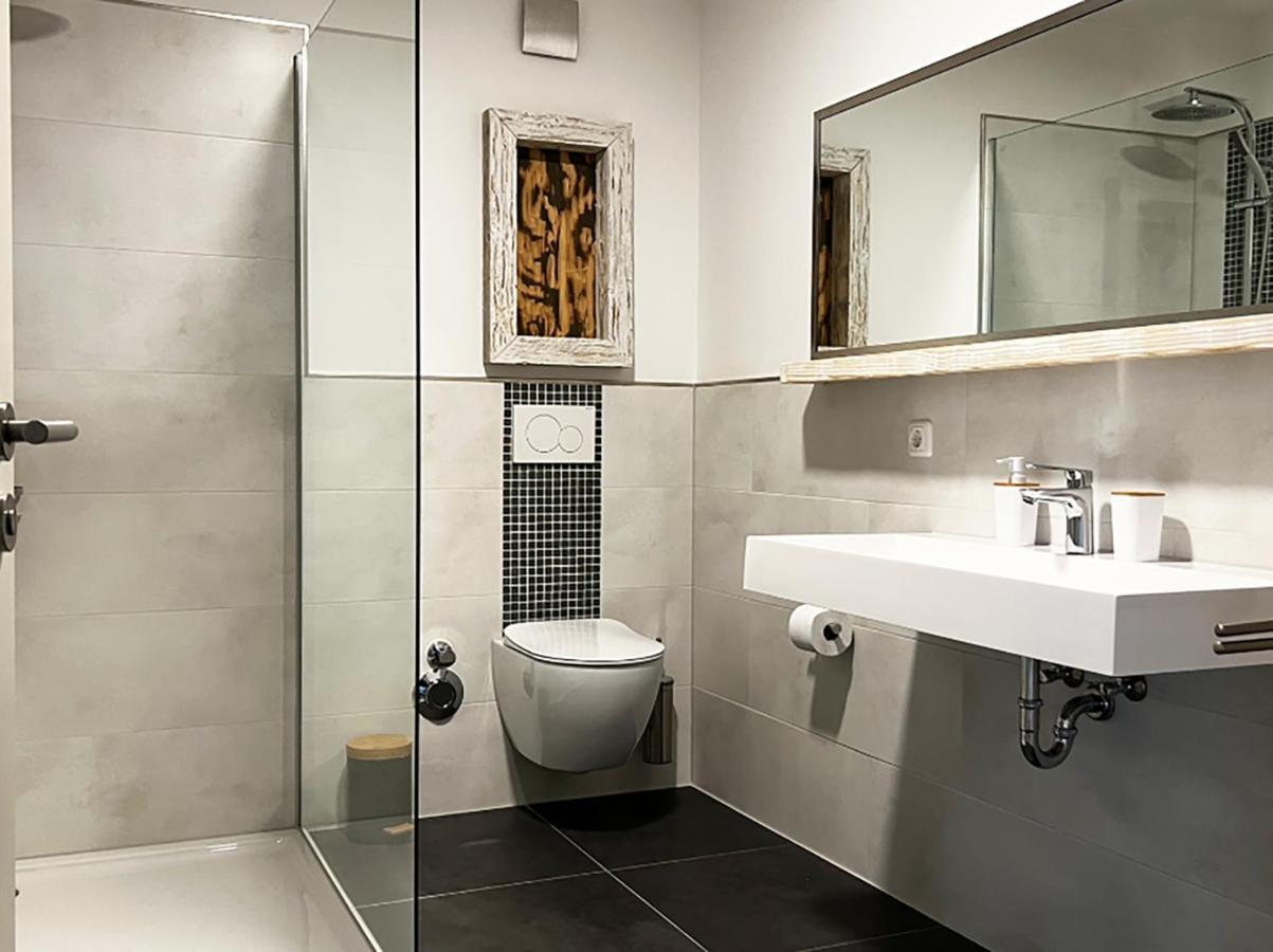 Mg-Quartier Hostel Мьонхенгладбах Екстериор снимка