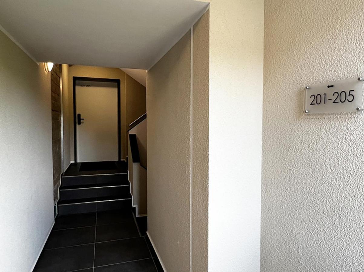 Mg-Quartier Hostel Мьонхенгладбах Екстериор снимка