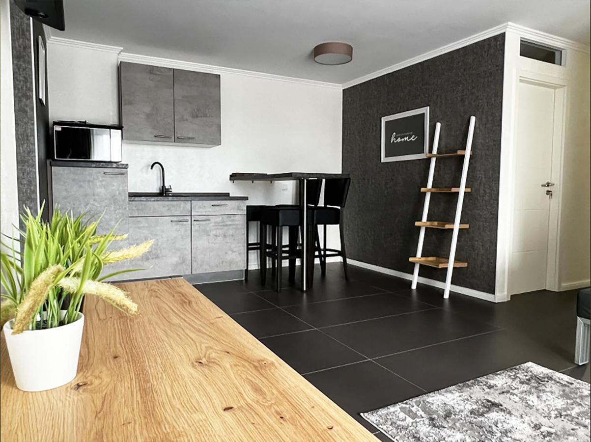 Mg-Quartier Hostel Мьонхенгладбах Екстериор снимка