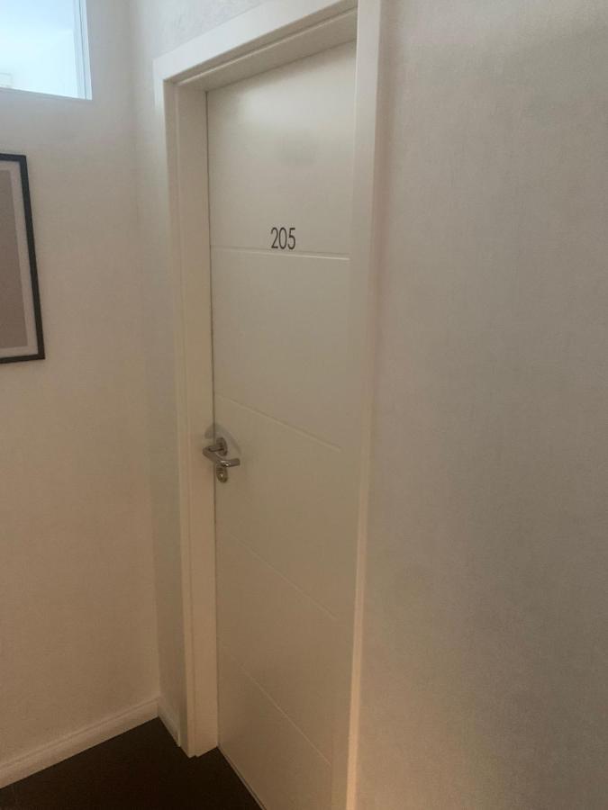 Mg-Quartier Hostel Мьонхенгладбах Екстериор снимка